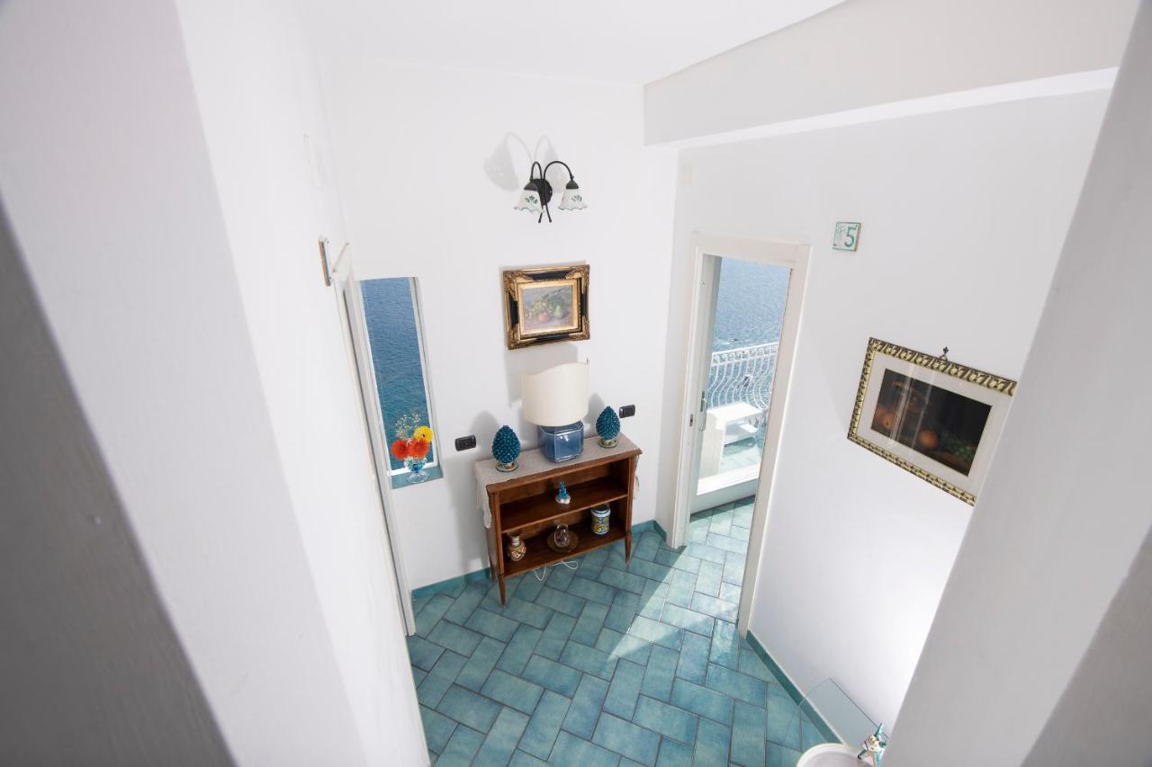 Hotel La Ninfa Амалфи Екстериор снимка